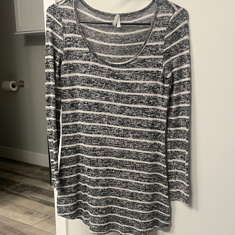 Vanity Black and White Knit Top